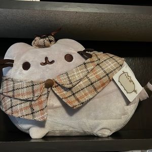 Detective Pusheen